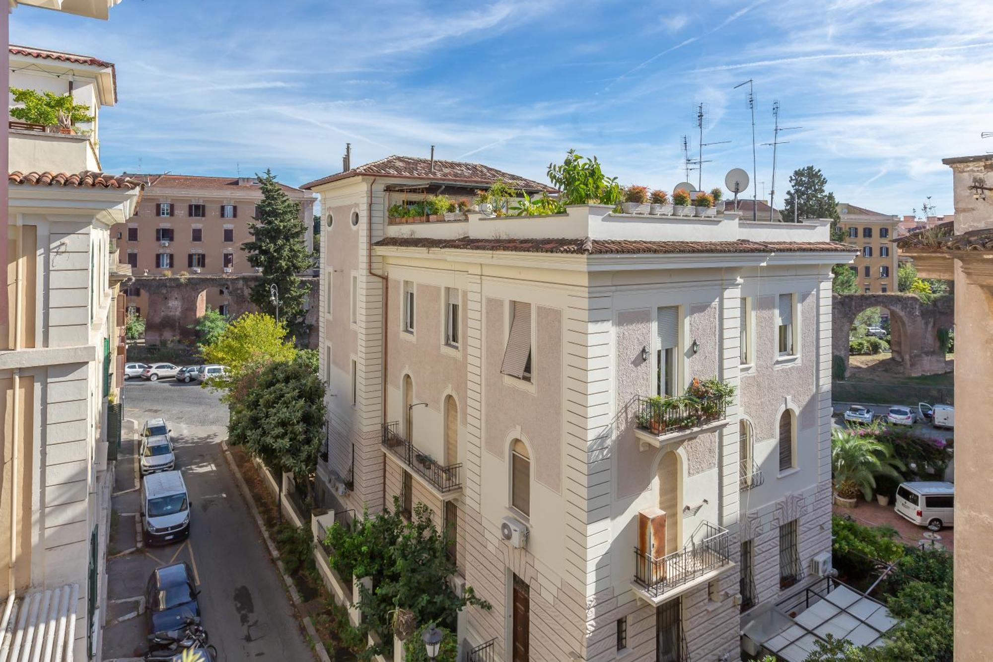 Aqua Claudia And Anio Novus Apartments Roma Esterno foto